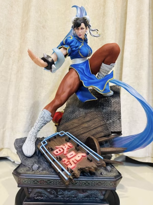Street Fighter Prime 1 Studio Chun Li Licensed Resin Statue