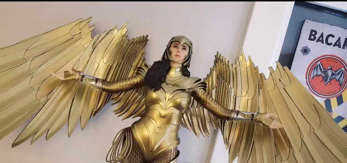 Wonder Woman 1984 Golden Armor Wonder Woman 1 Wonder Woman 1984 Golden Armor Wonder Woman