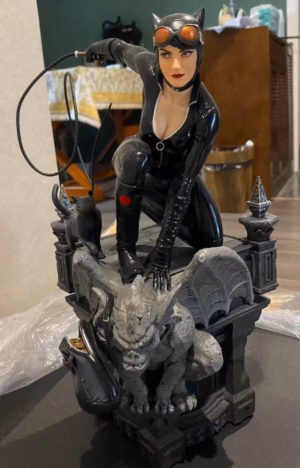 DC XM studio Catwoman Rebirth